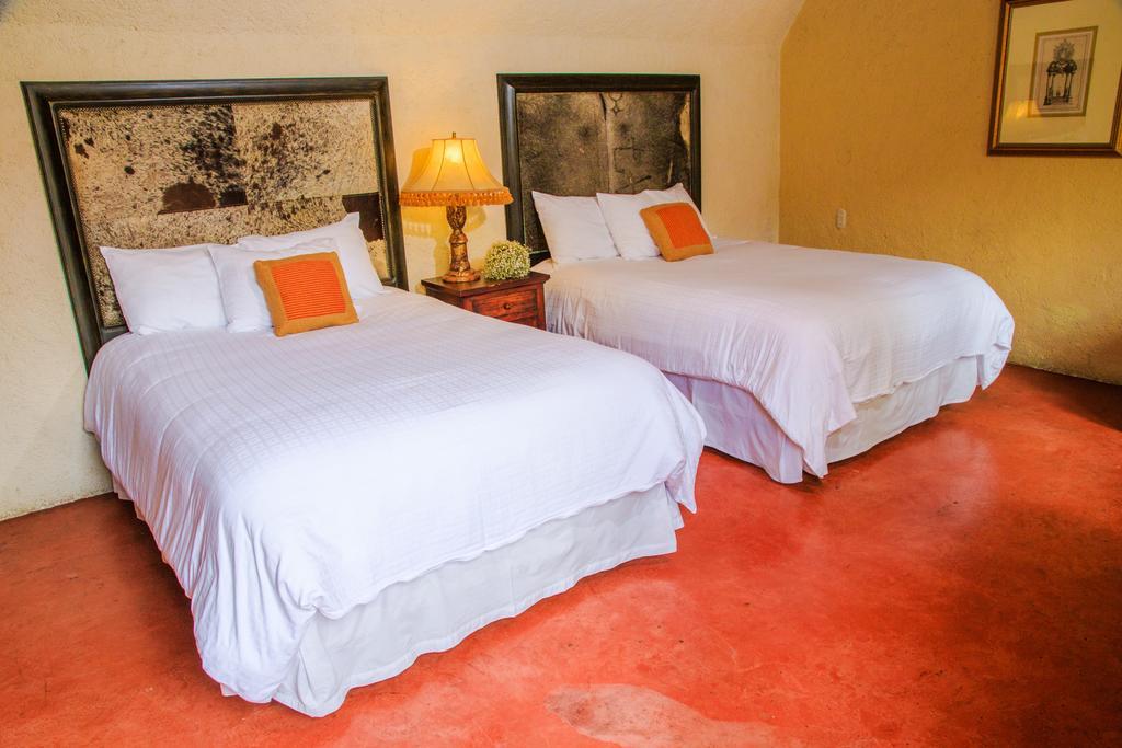 Hotel Lo De Bernal Antigua Екстериор снимка