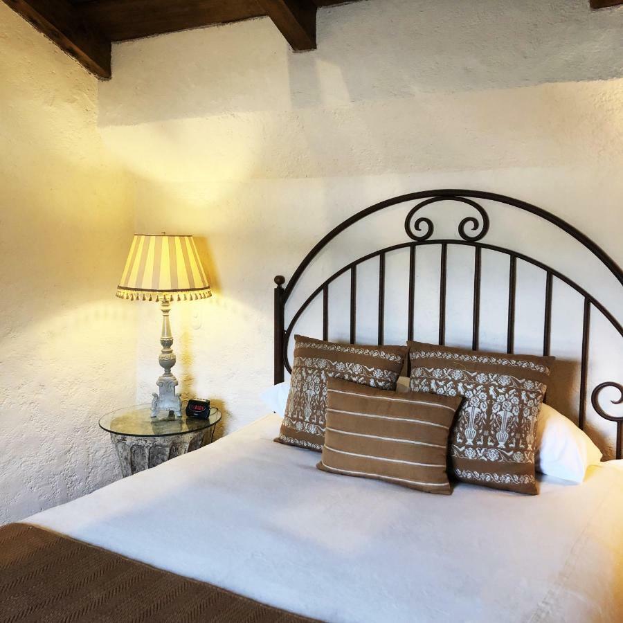 Hotel Lo De Bernal Antigua Екстериор снимка