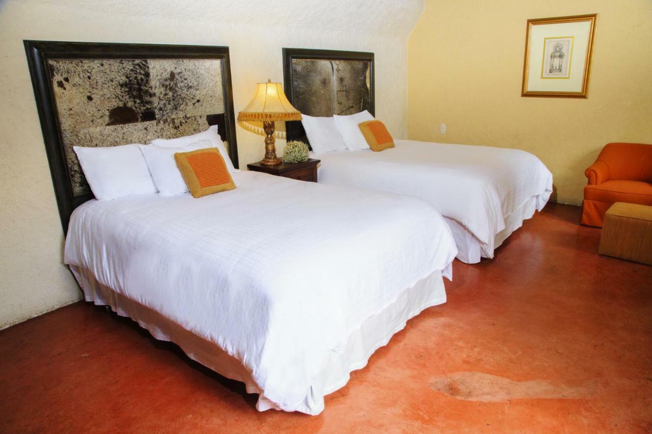 Hotel Lo De Bernal Antigua Екстериор снимка